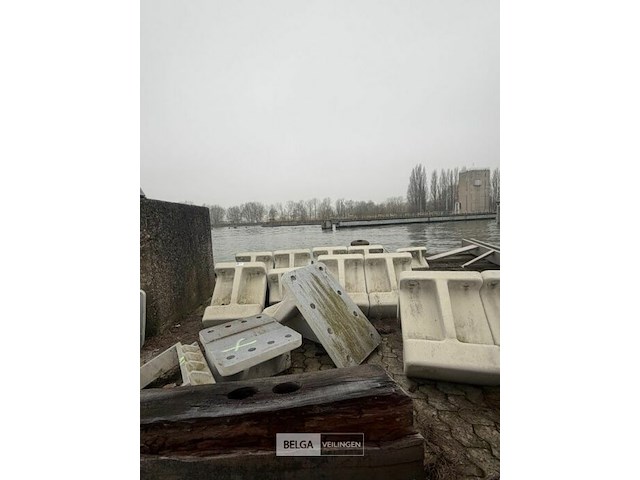 Partij ballastblokken - afbeelding 3 van  8