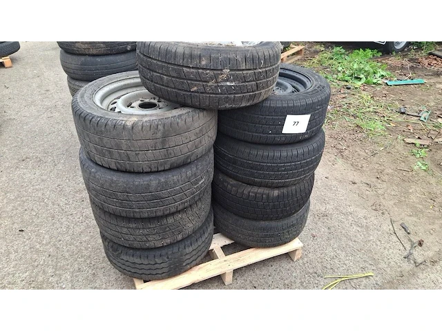 Partij banden op velg 195/50r13 9st - afbeelding 1 van  1