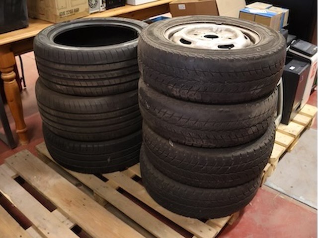 Partij banden (x7) - afbeelding 1 van  9