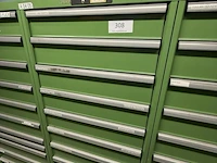 Partij batterij-, heftruck- en hijsinstallatieonderdelen