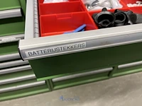 Partij batterij-, heftruck- en hijsinstallatieonderdelen - afbeelding 22 van  89