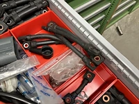 Partij batterij-, heftruck- en hijsinstallatieonderdelen - afbeelding 39 van  89