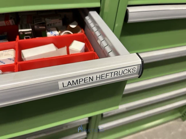 Partij batterij-, heftruck- en hijsinstallatieonderdelen - afbeelding 44 van  89