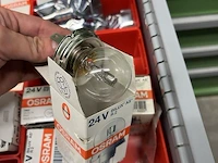 Partij batterij-, heftruck- en hijsinstallatieonderdelen - afbeelding 49 van  89