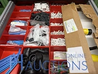 Partij batterij-, heftruck- en hijsinstallatieonderdelen - afbeelding 78 van  89
