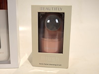 Partij beautyfly - afbeelding 4 van  4