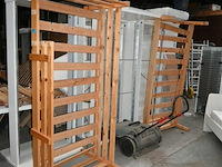 Partij bedden, lattenbodems en matrassen - afbeelding 1 van  8