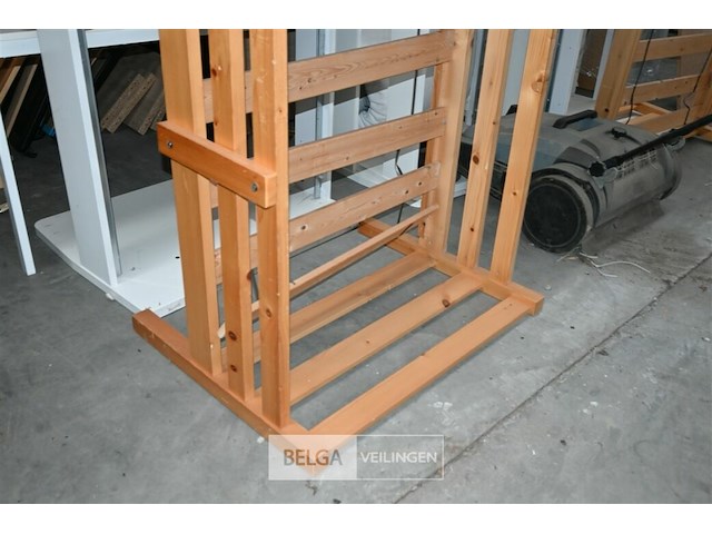 Partij bedden, lattenbodems en matrassen - afbeelding 2 van  8