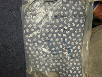 Partij beddengoed + overtrekken + kinderstoelen + zitzak - afbeelding 7 van  8