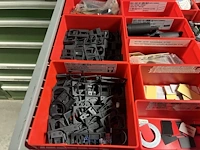 Partij bedienings- en signalisatiecomponenten - afbeelding 71 van  123