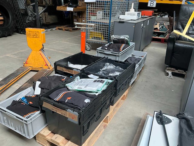 Partij bedrukte werkkleding - afbeelding 1 van  10