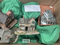 Partij beeldjes van huisjes - afbeelding 2 van  2
