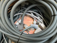 Partij bekabeling in wachtbuis - afbeelding 3 van  4