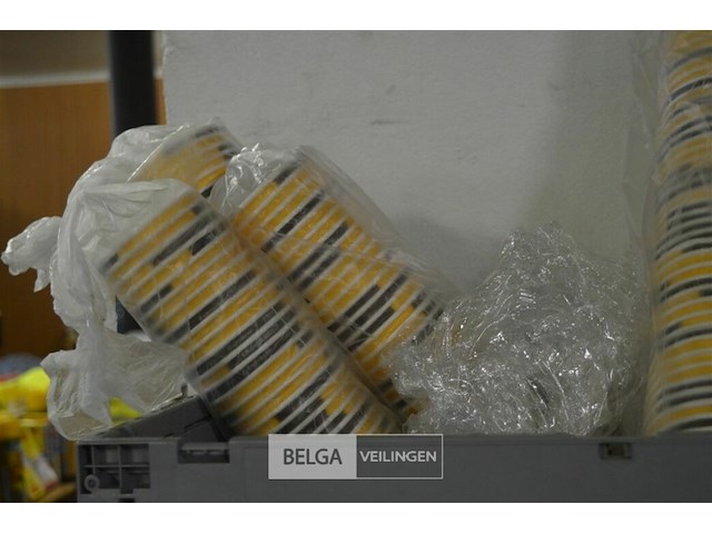 Partij bekertjes en deksels - afbeelding 2 van  2