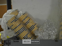 Partij bekertjes en deksels - afbeelding 2 van  2