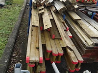 Partij bekistingsbalken en houten balken - afbeelding 2 van  13