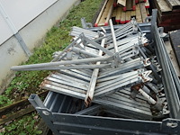 Partij bekistingsbalken en houten balken - afbeelding 12 van  13