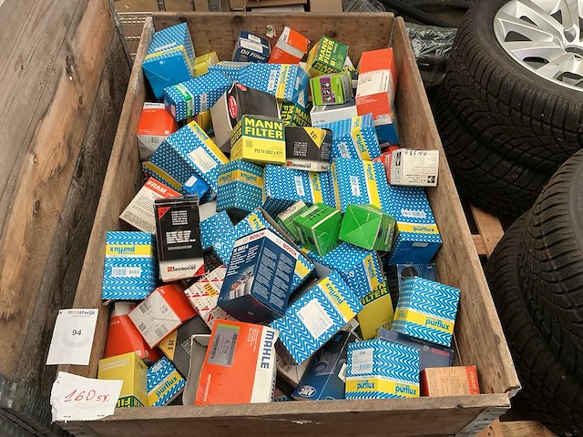 Partij benzine + diesel branstof filters - afbeelding 1 van  1