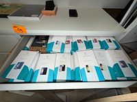Partij beschermhoezen voor gsm's en tablets + elektronica - afbeelding 3 van  25