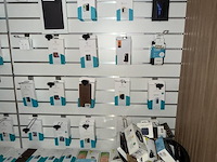 Partij beschermhoezen voor gsm's en tablets + elektronica - afbeelding 17 van  25