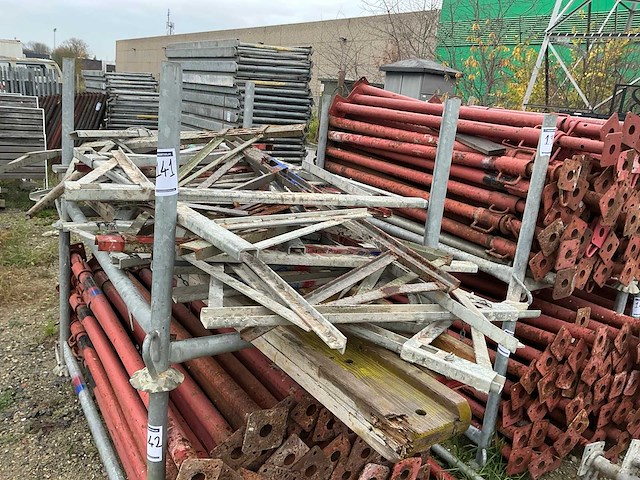 Partij betonklemmen - afbeelding 3 van  3