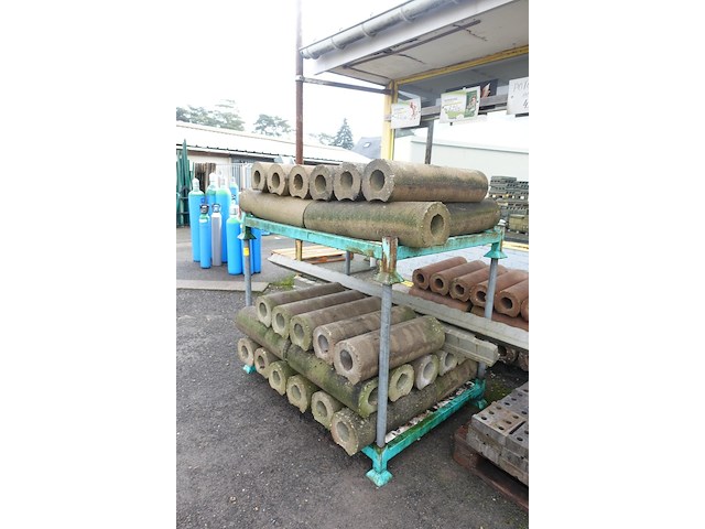 Partij betonnen buizen - afbeelding 2 van  3