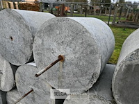 Partij betonnen draai-elementen - afbeelding 4 van  5