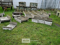 Partij betonnen gangpaden