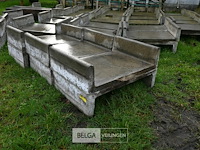 Partij betonnen gangpaden - afbeelding 2 van  5