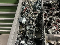 Partij beugels en klembanden - afbeelding 40 van  98