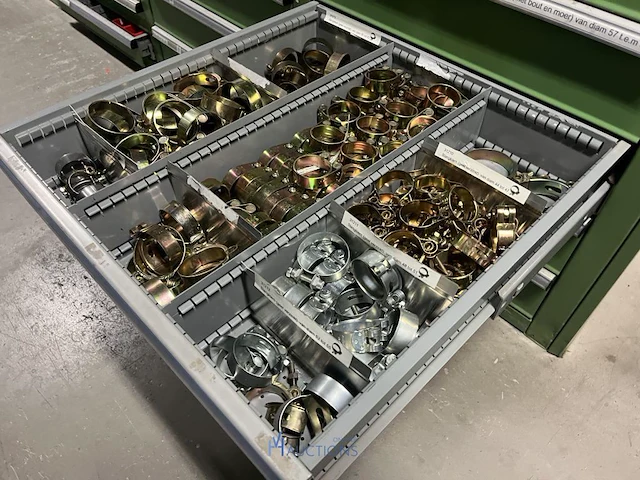 Partij beugels en klembanden - afbeelding 65 van  98
