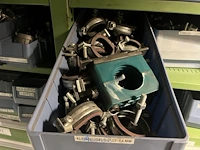 Partij beugels en klembanden - afbeelding 91 van  98