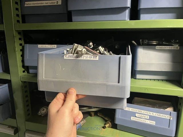 Partij beugels en klembanden - afbeelding 93 van  98