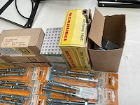 Partij bevestigingen - afbeelding 5 van  7