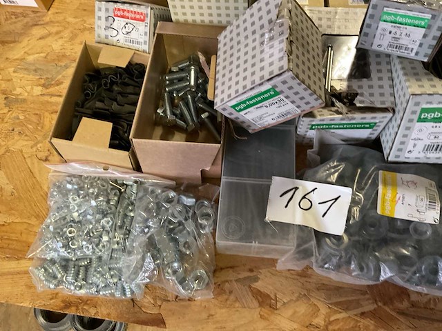 Partij bevestigingen - afbeelding 2 van  12