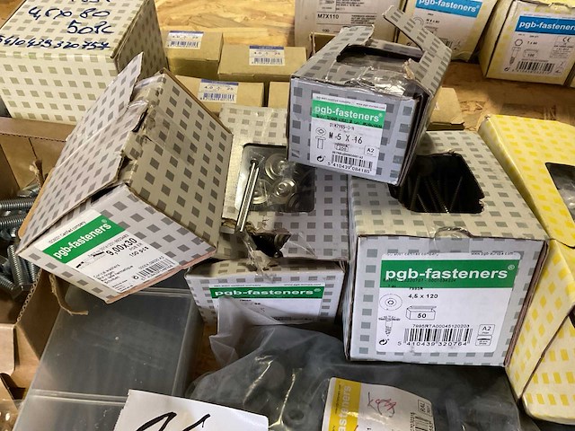 Partij bevestigingen - afbeelding 9 van  12