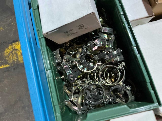 Partij bevestigingsbeugels - afbeelding 5 van  11