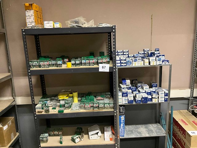 Partij bevestigingsmateriaal - afbeelding 1 van  12