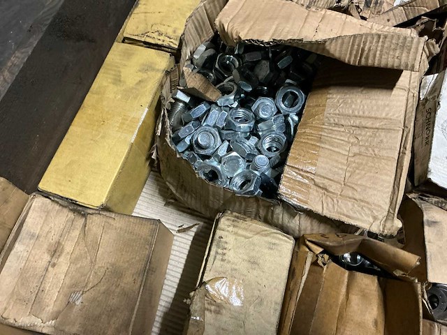 Partij bevestigingsmateriaal - afbeelding 5 van  11