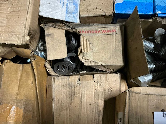 Partij bevestigingsmateriaal - afbeelding 7 van  11