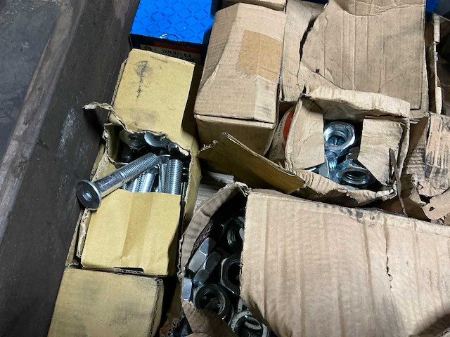 Partij bevestigingsmateriaal - afbeelding 9 van  11