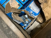 Partij bevestigingsmateriaal - afbeelding 2 van  10