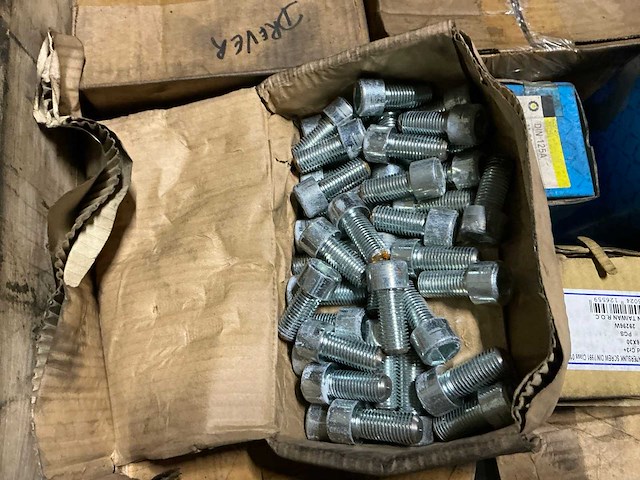 Partij bevestigingsmateriaal - afbeelding 8 van  10