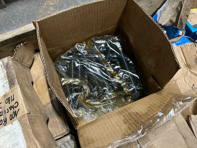 Partij bevestigingsmateriaal - afbeelding 9 van  10