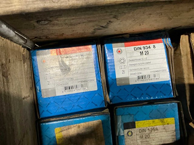 Partij bevestigingsmateriaal - afbeelding 10 van  10