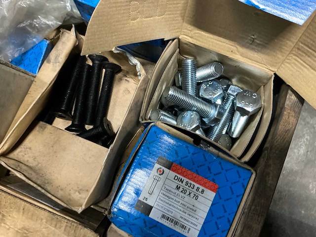 Partij bevestigingsmateriaal - afbeelding 5 van  11