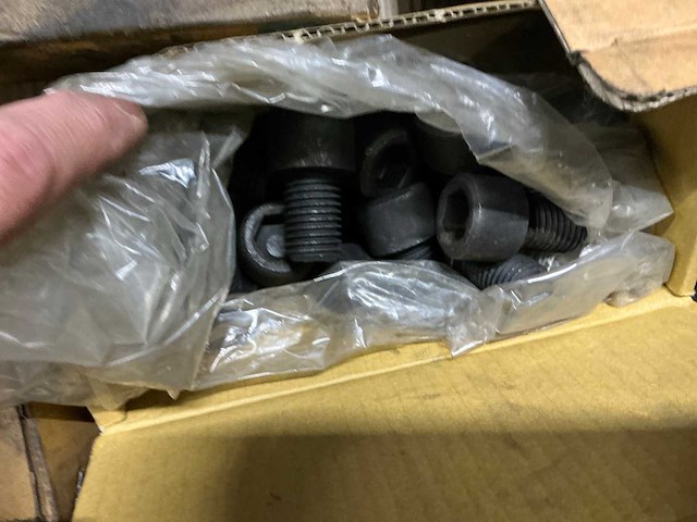 Partij bevestigingsmateriaal - afbeelding 2 van  11