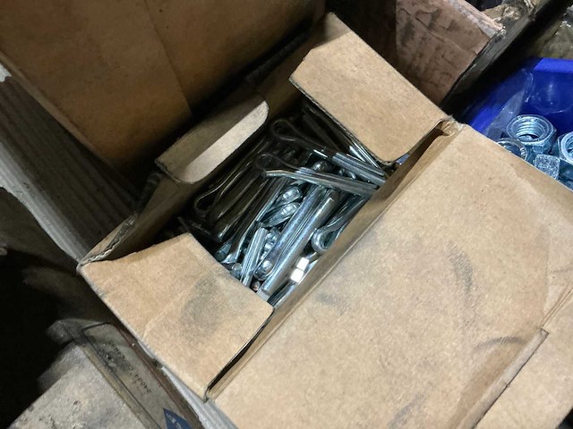 Partij bevestigingsmateriaal - afbeelding 7 van  11