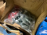 Partij bevestigingsmateriaal - afbeelding 7 van  10