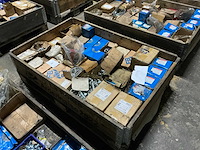 Partij bevestigingsmateriaal - afbeelding 1 van  11